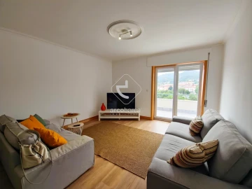 Apartamento T3 para Arrendamento férias em Arcos de Valdevez (São Paio) e Giela