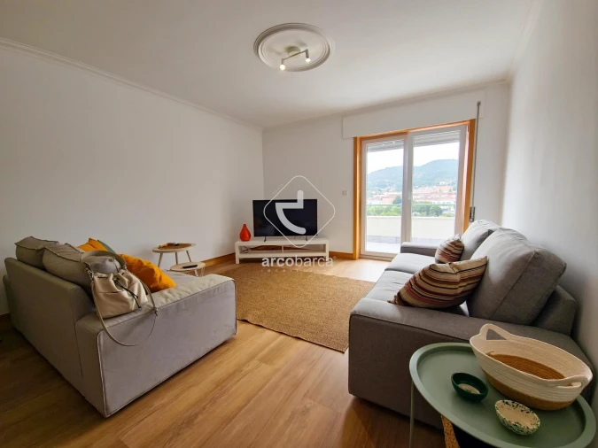 Apartamento T3 para Arrendamento férias em Arcos de Valdevez (São Paio) e Giela Foto 9