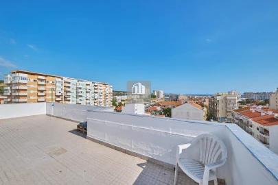 Apartamento T2 para Venda em Costa da Caparica