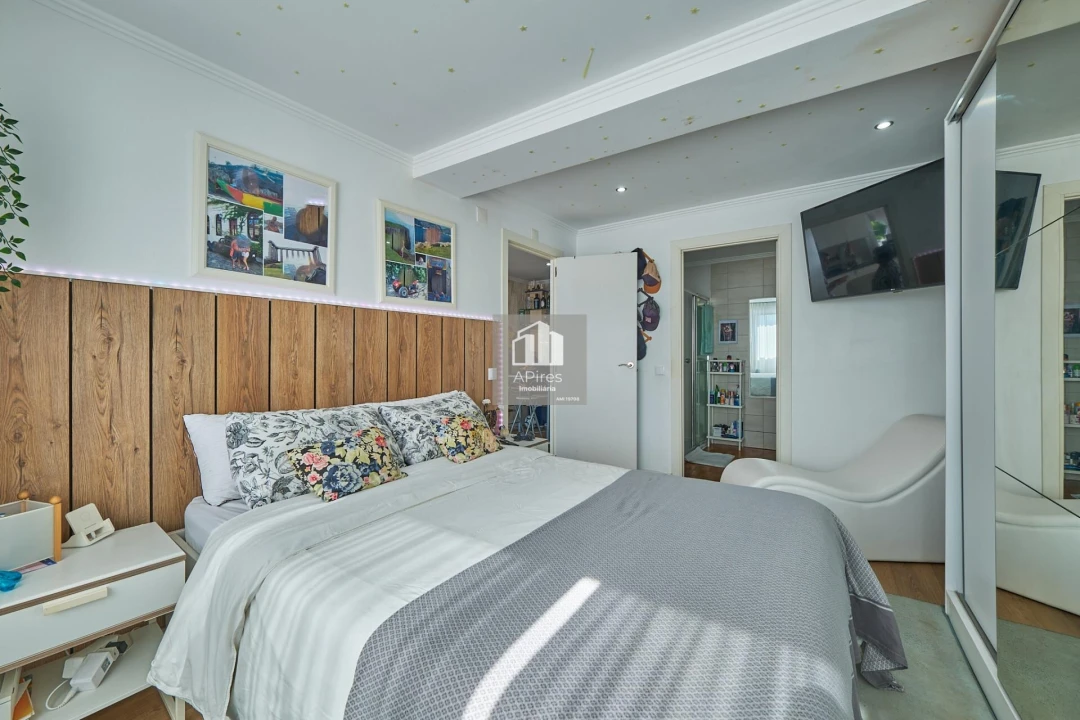 Apartamento T2 para Venda em Costa da Caparica Foto 16