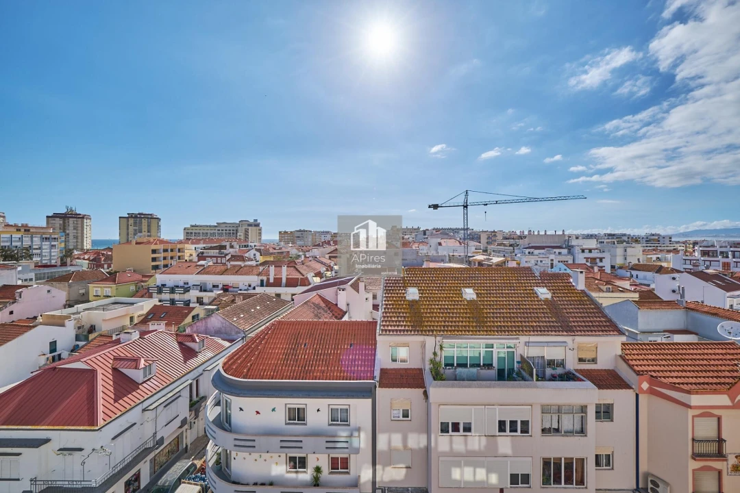 Apartamento T2 para Venda em Costa da Caparica Foto 19