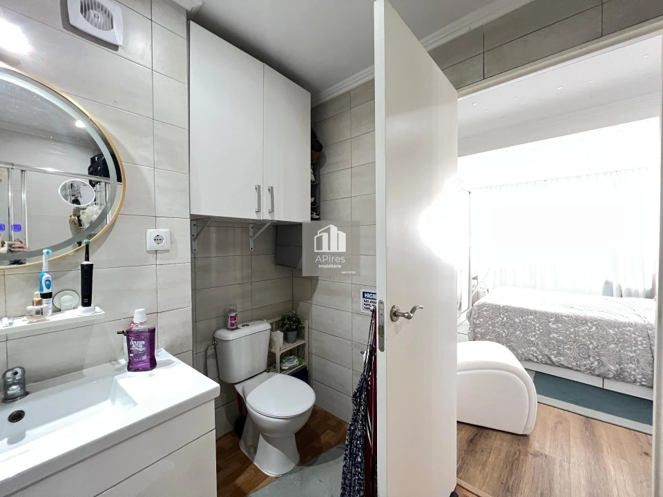 Apartamento T2 para Venda em Costa da Caparica Foto 10