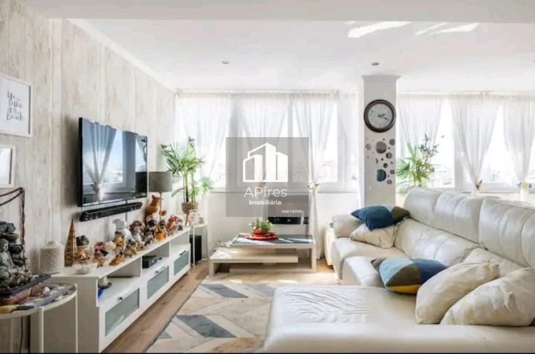 Apartamento T2 para Venda em Costa da Caparica Foto 7