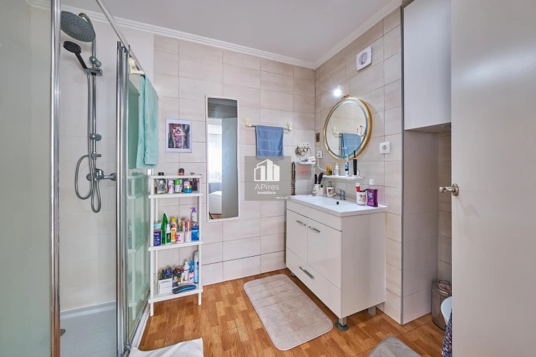 Apartamento T2 para Venda em Costa da Caparica Foto 20