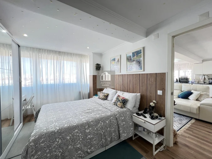 Apartamento T2 para Venda em Costa da Caparica Foto 15