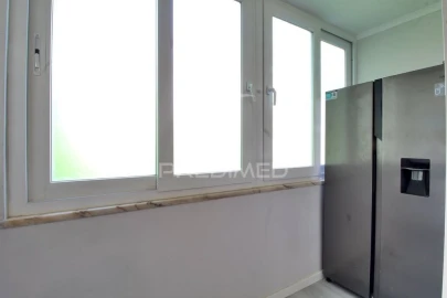 Apartamento T2 para Venda em Benfica