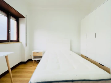 Quarto para Arrendamento em São Martinho do Bispo e Ribeira de Frades