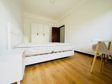 Quarto para Arrendamento em São Martinho do Bispo e Ribeira de Frades