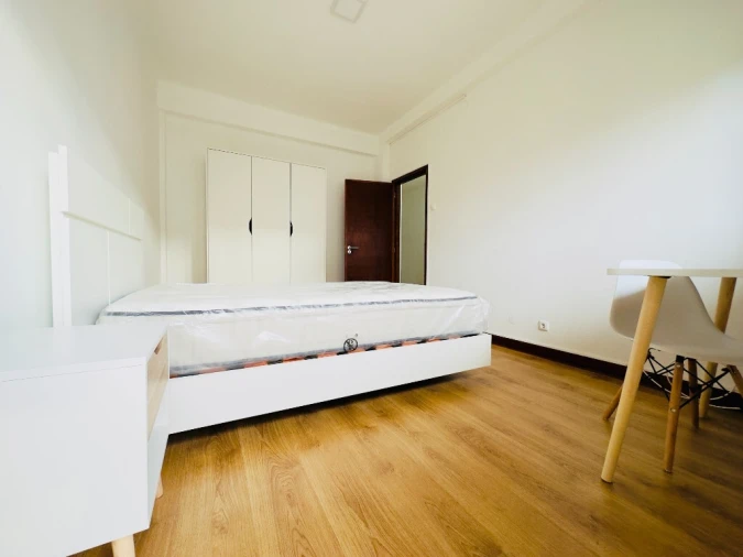 Quarto para Arrendamento em São Martinho do Bispo e Ribeira de Frades Foto 11