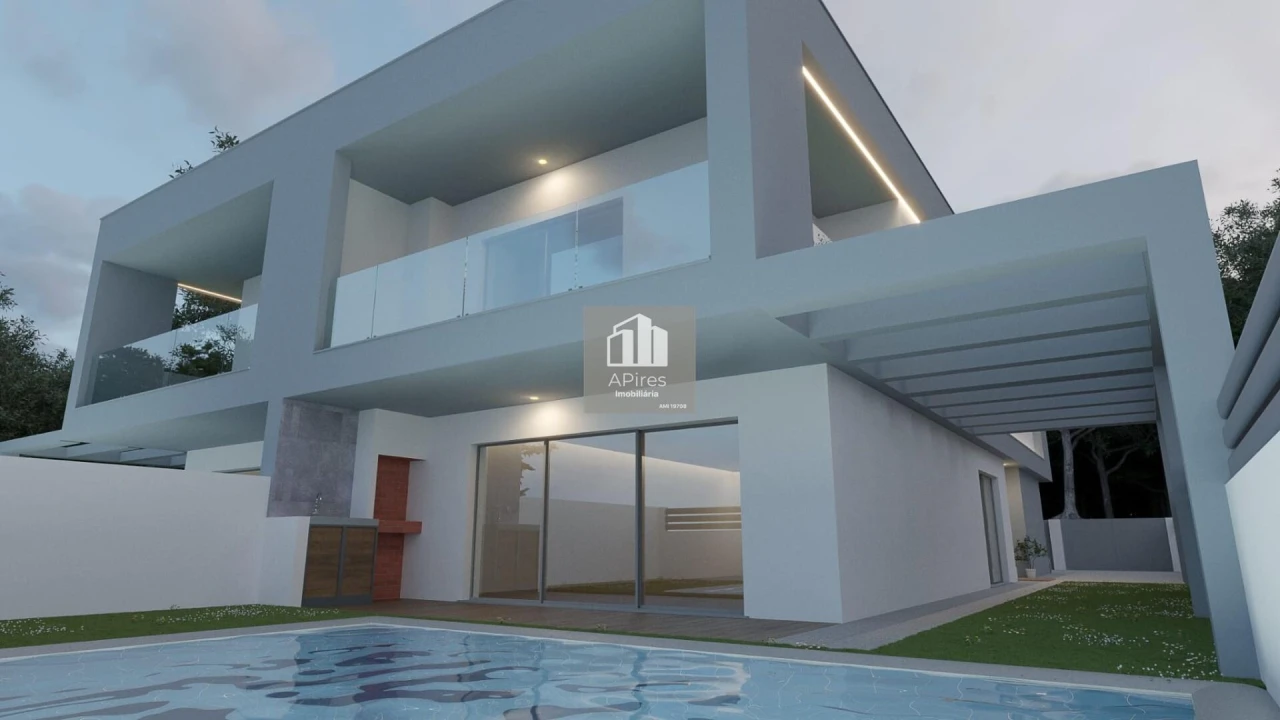 Moradia T4 para Venda em Fernao Ferro Foto 3