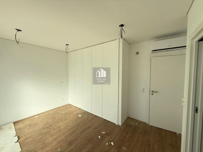 Moradia T4 para Venda em Fernao Ferro Foto 38