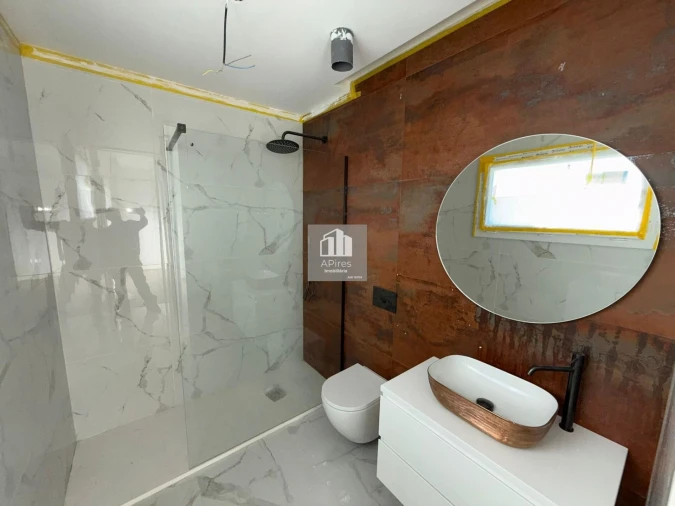 Moradia T4 para Venda em Fernao Ferro Foto 30