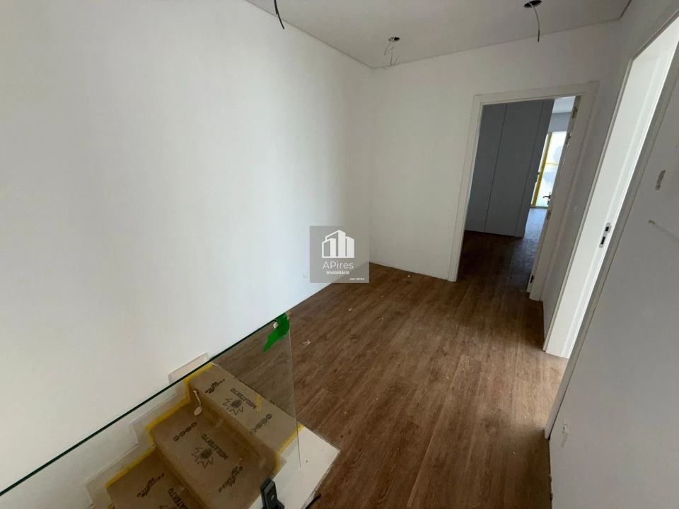 Moradia T4 para Venda em Fernao Ferro Foto 21