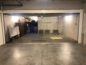 Moradia T4 para Venda em Lordelo do Ouro e Massarelos