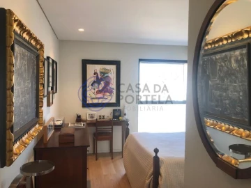 Moradia T4 para Venda em Lordelo do Ouro e Massarelos