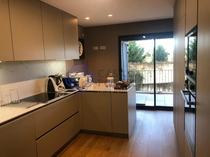 Moradia T4 para Venda em Lordelo do Ouro e Massarelos Foto 20