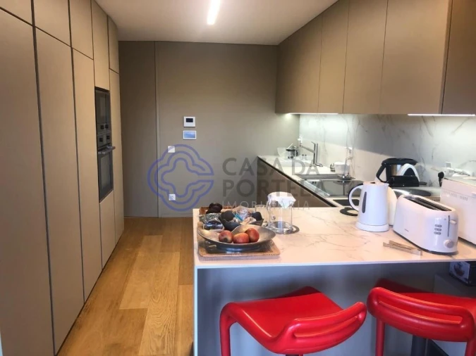 Moradia T4 para Venda em Lordelo do Ouro e Massarelos Foto 4