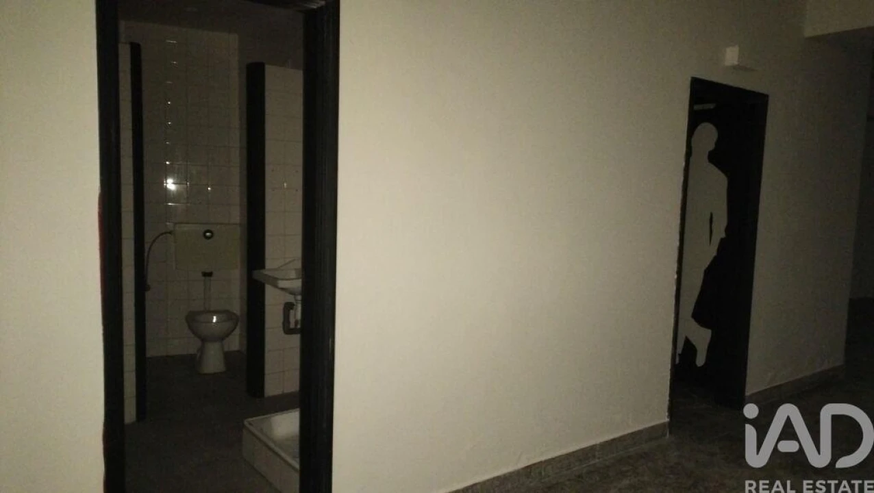 Loja para Venda em Gondomar (São Cosme), Valbom e Jovim Foto 25