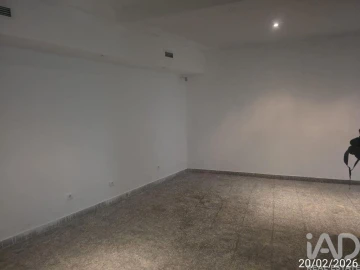 Loja para Venda em Gondomar (São Cosme), Valbom e Jovim