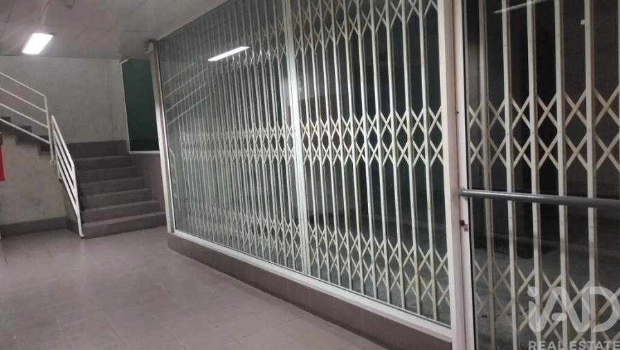 Loja para Venda em Gondomar (São Cosme), Valbom e Jovim Foto 23