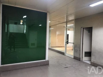 Loja para Venda em Gondomar (São Cosme), Valbom e Jovim