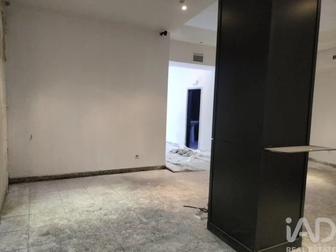 Loja para Venda em Gondomar (São Cosme), Valbom e Jovim Foto 6