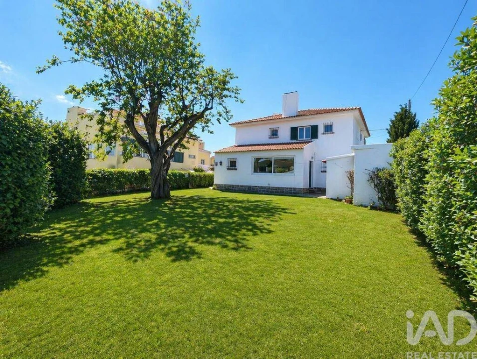 Moradia T4 para Arrendamento em Cascais e Estoril Foto 1