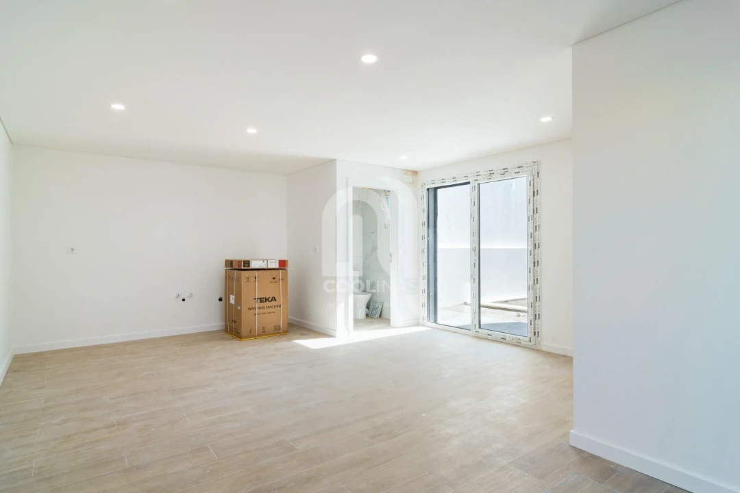 Moradia T3 para Venda em Fernao Ferro Foto 20