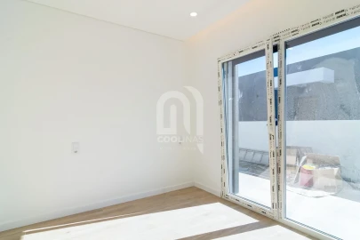 Moradia T3 para Venda em Fernao Ferro