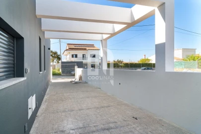 Moradia T3 para Venda em Fernao Ferro