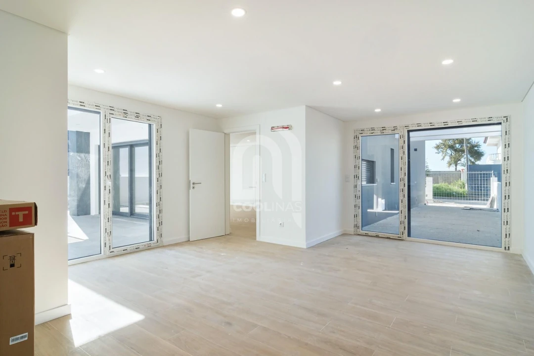 Moradia T3 para Venda em Fernao Ferro Foto 19