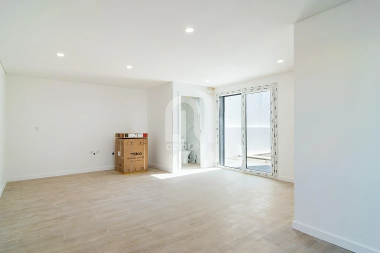 Moradia T3 para Venda em Fernao Ferro Foto 20