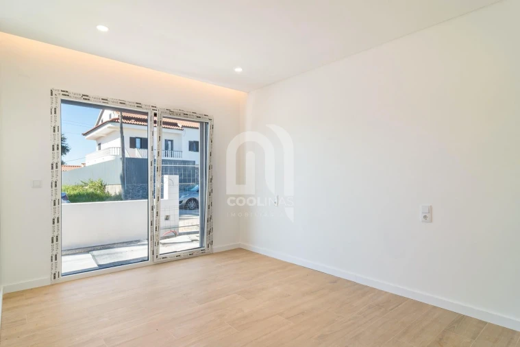 Moradia T3 para Venda em Fernao Ferro Foto 15