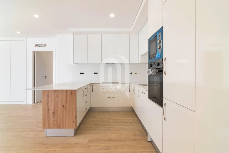 Moradia T3 para Venda em Fernao Ferro Foto 6