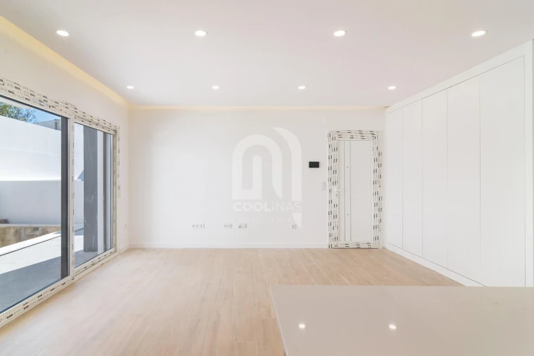 Moradia T3 para Venda em Fernao Ferro Foto 11