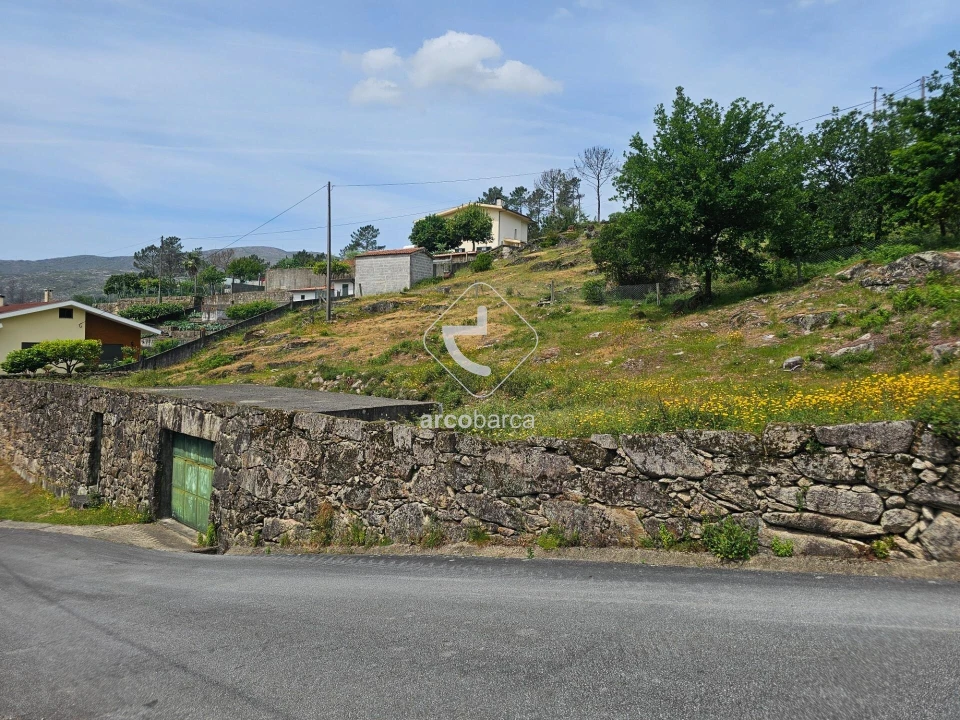 Terreno para Venda em Britelo Foto 3