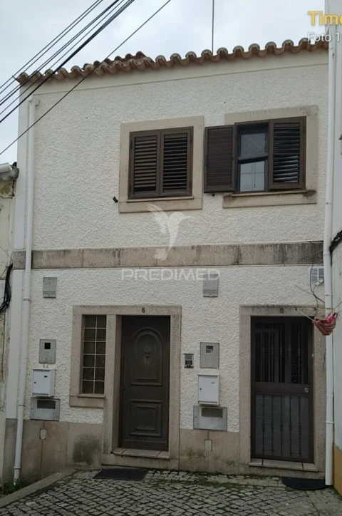 Moradia T3 para Venda em Ribeira de Nisa e Carreiras