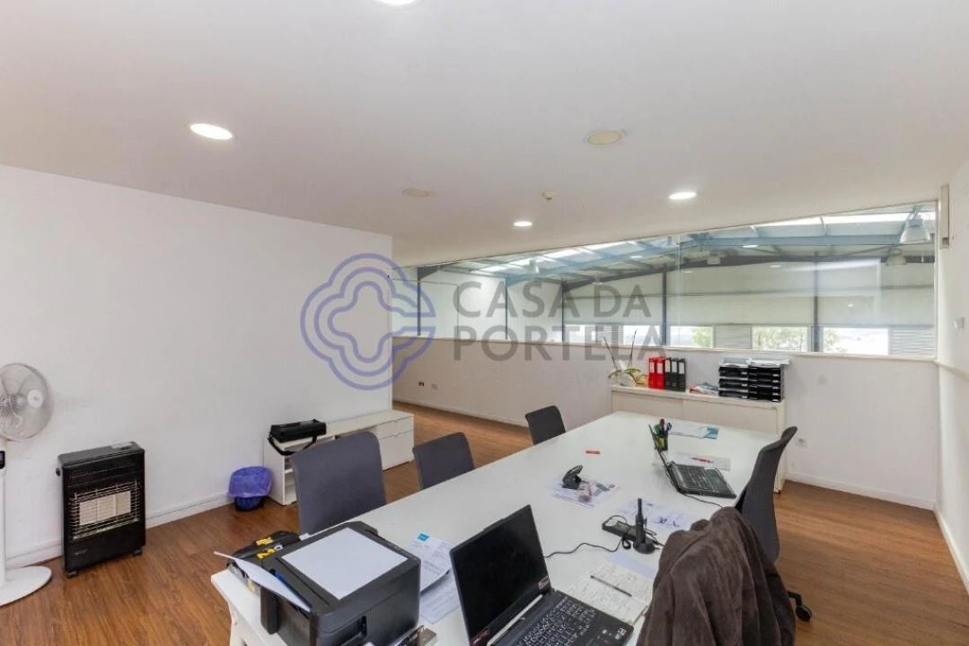 Armazém para Venda em Ermesinde Foto 20