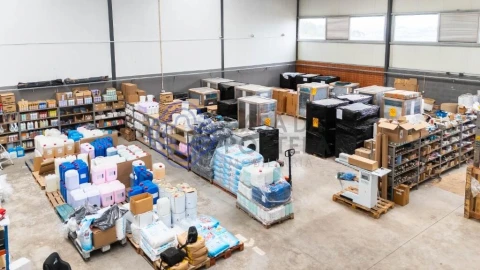 Armazém para Venda em Ermesinde