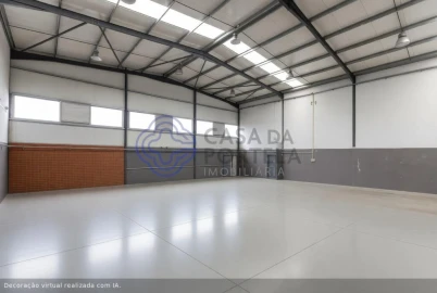 Armazém para Venda em Ermesinde