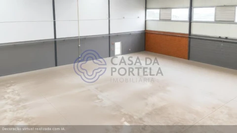 Armazém para Venda em Ermesinde