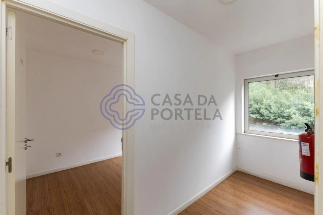 Armazém para Venda em Ermesinde Foto 16