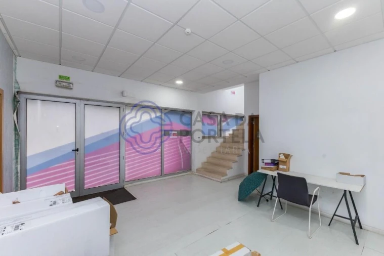 Armazém para Venda em Ermesinde Foto 7