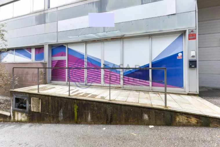 Armazém para Venda em Ermesinde Foto 3