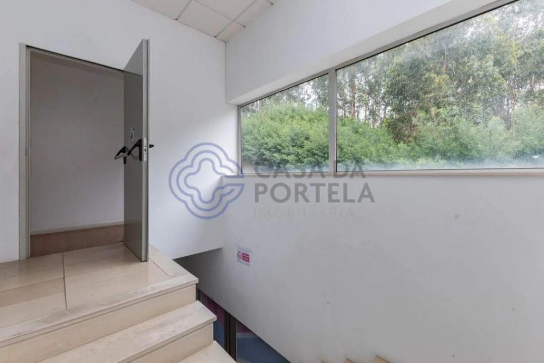 Armazém para Venda em Ermesinde Foto 15