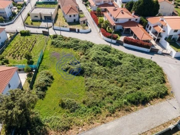 Terreno para Venda em Seroa