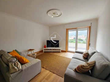 Apartamento T3 para Venda em Arcos de Valdevez (São Paio) e Giela