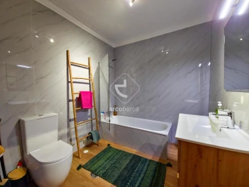 Apartamento T3 para Venda em Arcos de Valdevez (São Paio) e Giela