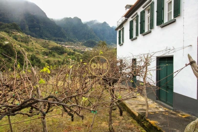 Moradia T4 para Venda em São Vicente