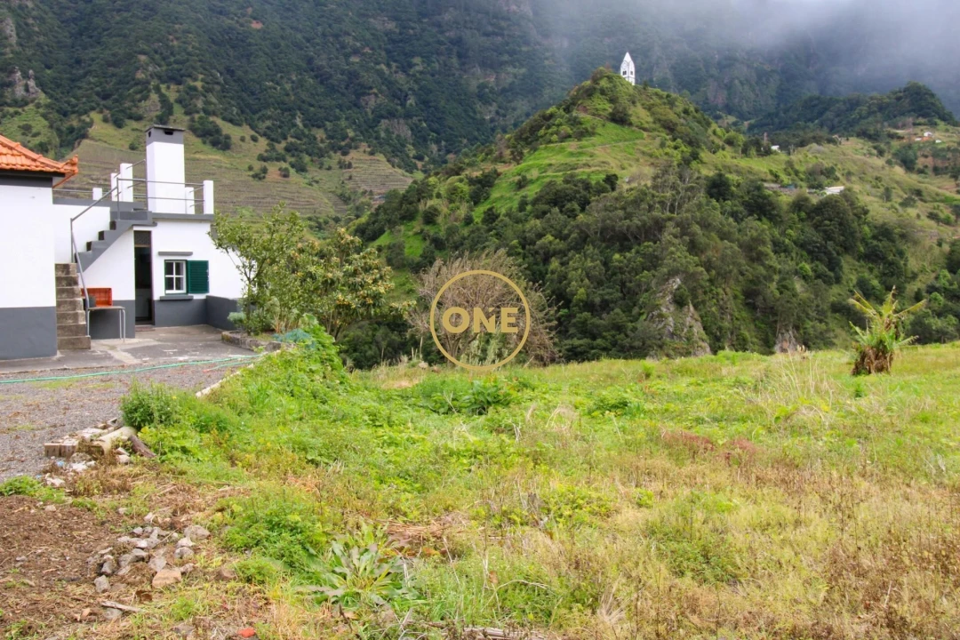 Moradia T4 para Venda em São Vicente Foto 40